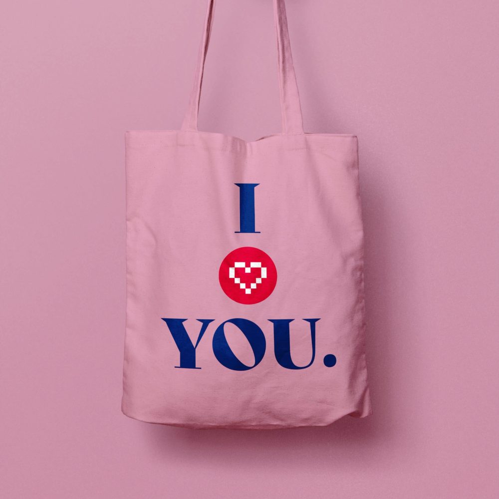 amorana-we-love-toys-bag